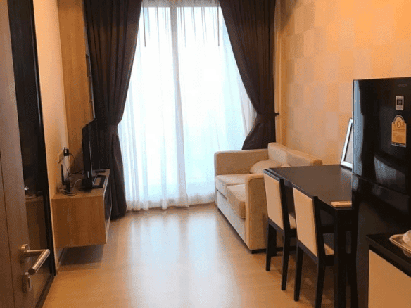 FOR RENT    The Capital Ekkamai Thong Lo Condo in Thong Lo