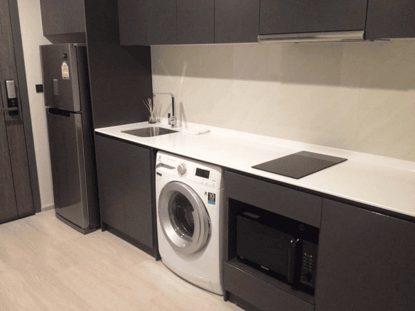 FOR RENT Venio Sukhumvit 10 Near Nana/Asok BTS & Benjakiti Park
