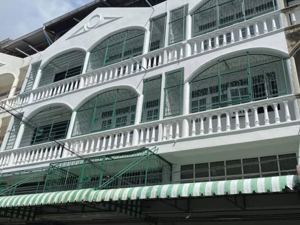 Shophouse THONBURI Ref: 9320