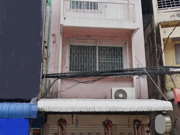 Shophouse, MRT Huai Khwang, Bangkok Ref: 7392