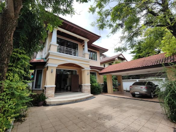 Detached House, 4 Bed, Ekkamai, Bangkok