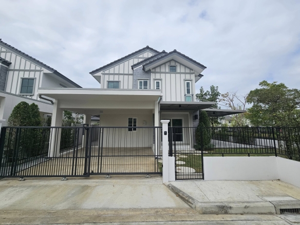 Detached House, Villaggio 3 Srinakarin-Bangna, Near Mega Bangna