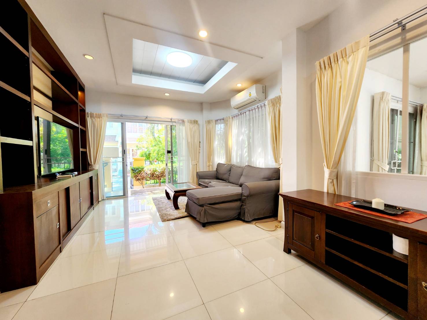 550183317_2042960536452591_2759812609610757631_n