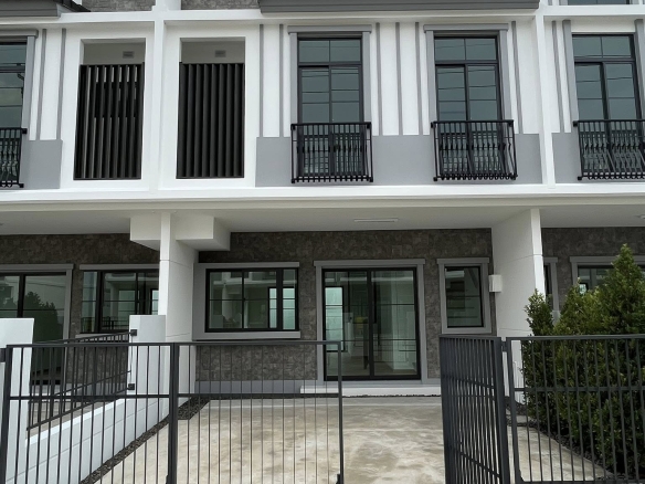Townhouse, Villaggio 3 Srinakarin-Bangna, Near Mega Bangna