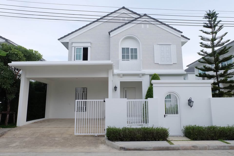 557579720_24827616440205726_1972333980727147970_n