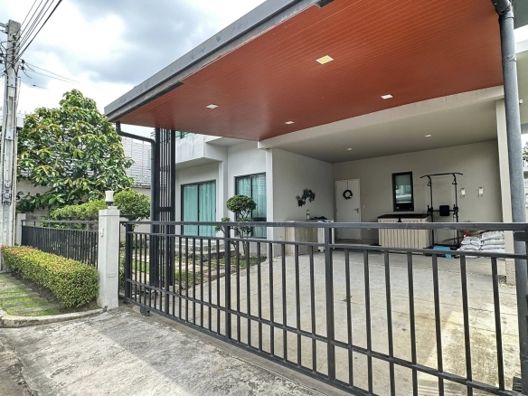 Detached House, Life Bangkok Boulevard Wongwaen-Rama 9, Saphan Sung