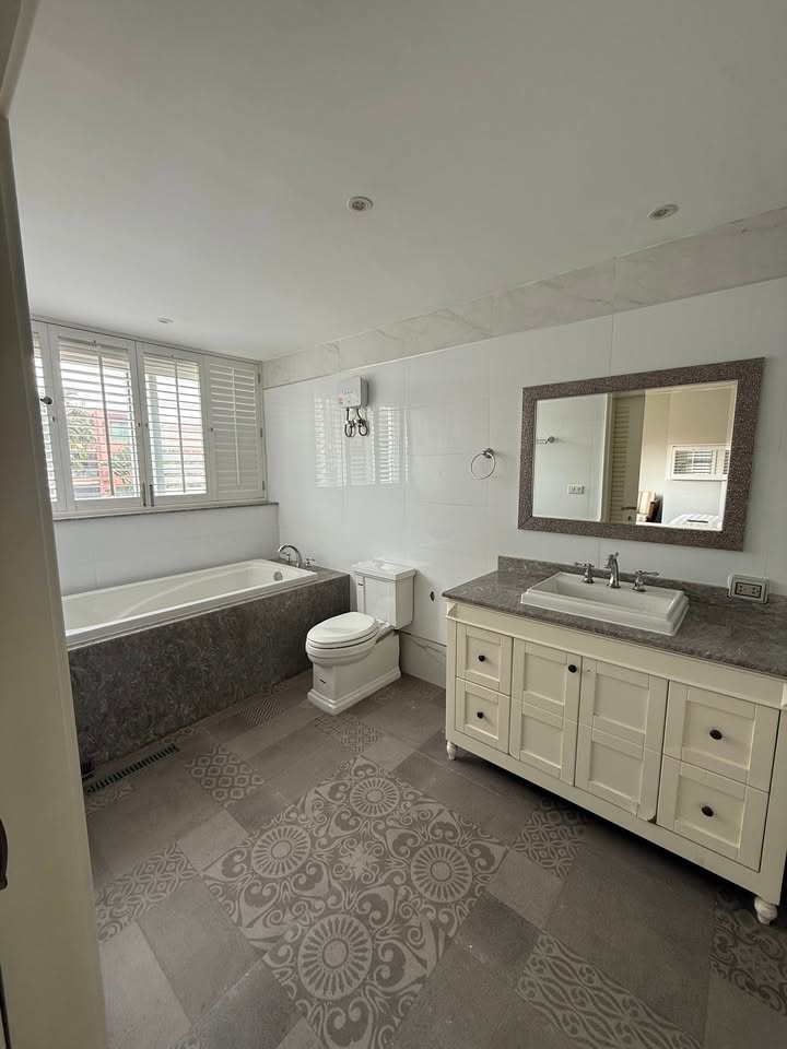 572231749_860933029699828_6080574233135836904_n