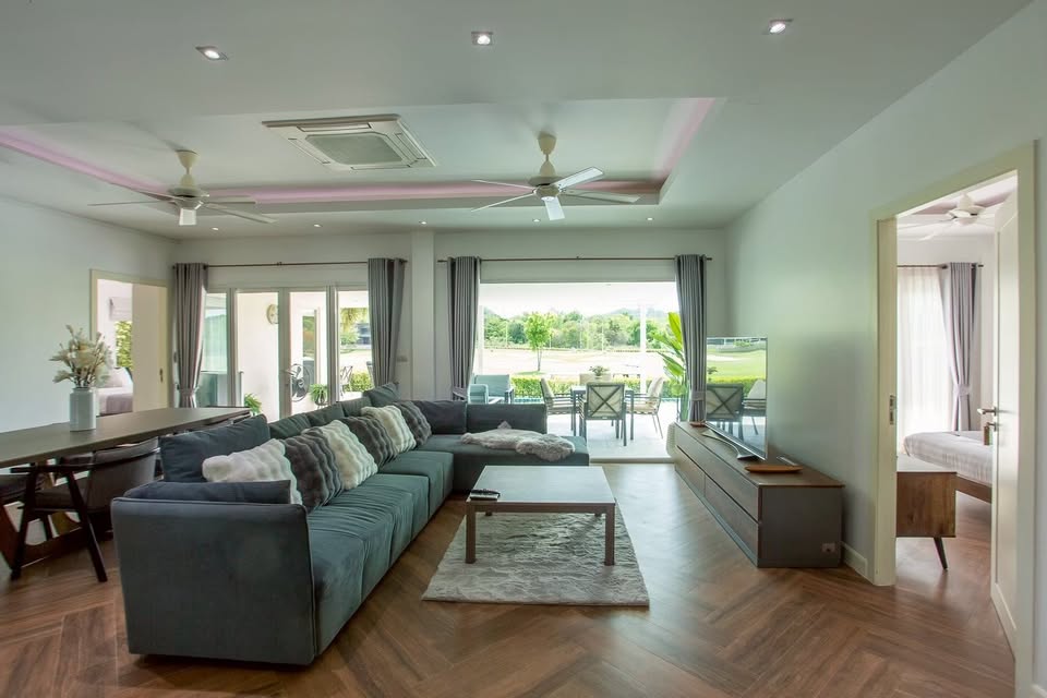 530948428_1295440015496535_42630951446119199_n